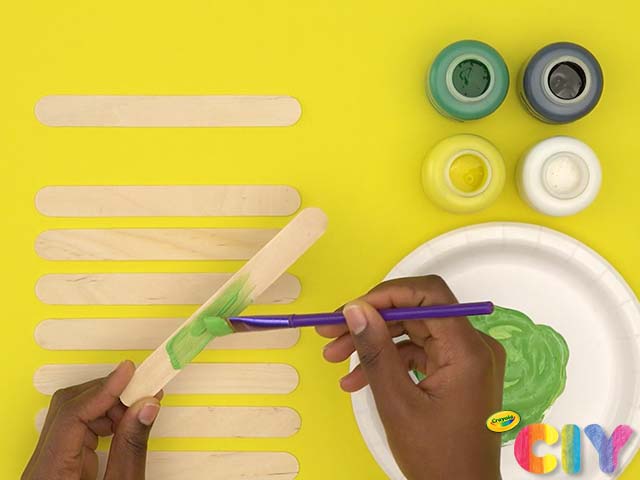Crayola - Create Paint Stick pictures and DIY frames a great craft