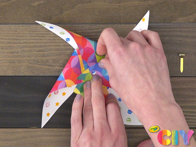 Pinwheel Crafts Origami Paper Kit - Includes 50 Projects for Kids