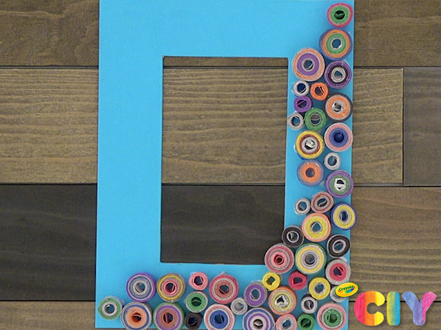 How to make a Paper Quilled Photo Frame —