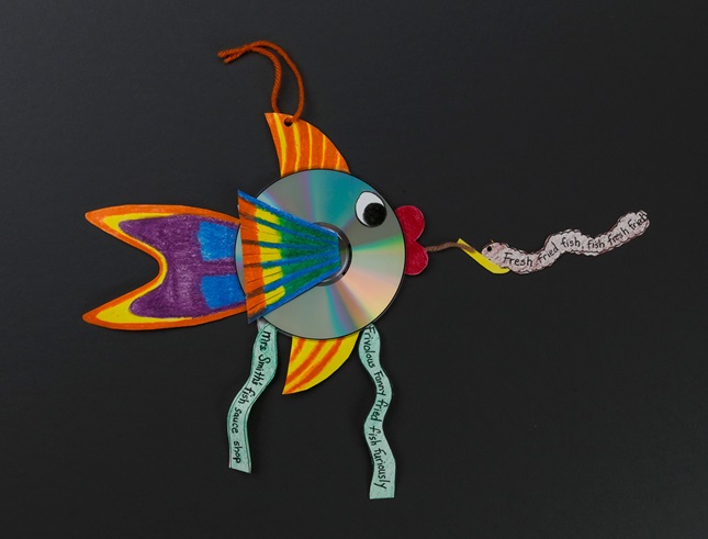 Flashy Fish Disks Craft | crayola.com